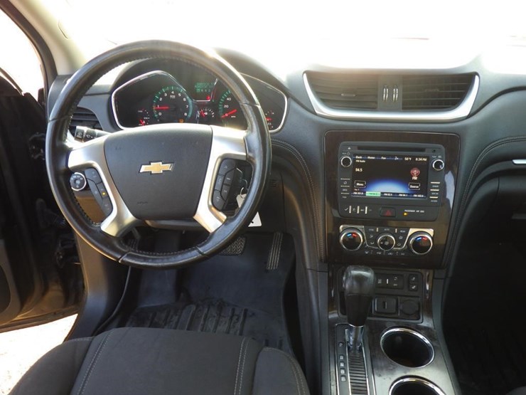 2016-chevrolet-traverse-image-9