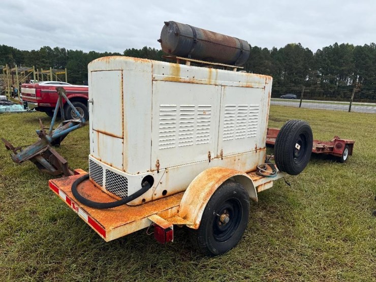 generator-on-trailer-image-3