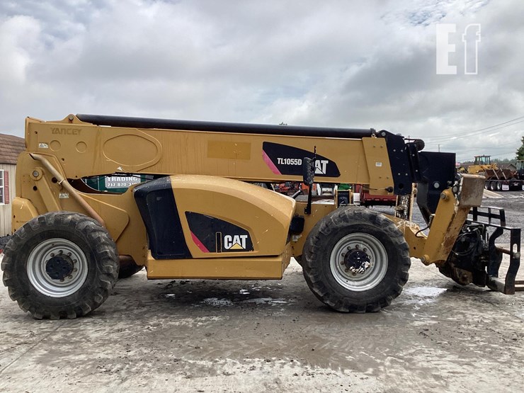 2015-caterpillar-tl1055d-image-5
