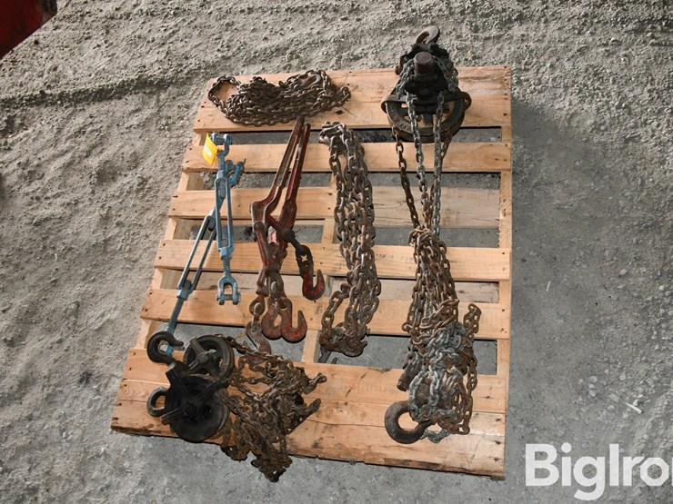pallet-of-chains,-pulley,-binders-image-6
