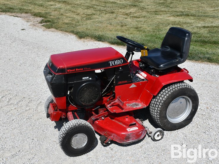 toro-wheel-horse-classic-riding-lawn-mower-image-1