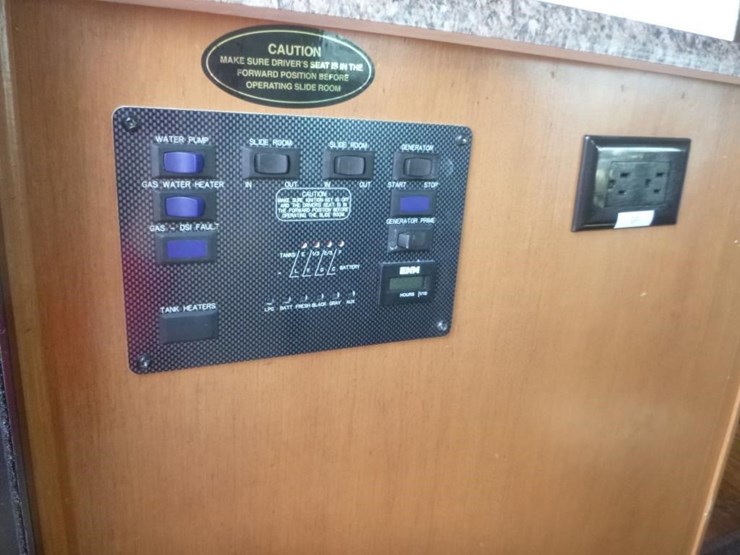 2014-ford-e450-image-42