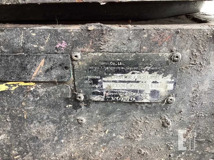 2020-volvo-ecr145el-image-19