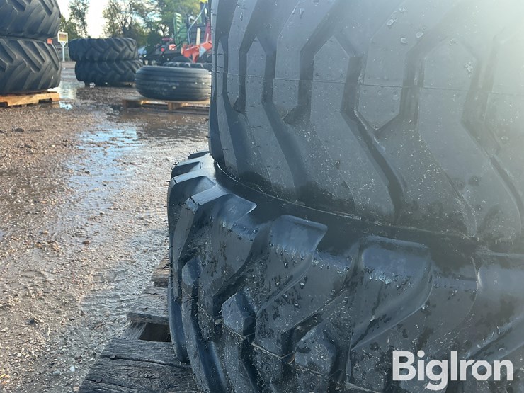 titan-trac-loader-10-16.5nhs-tires-image-15