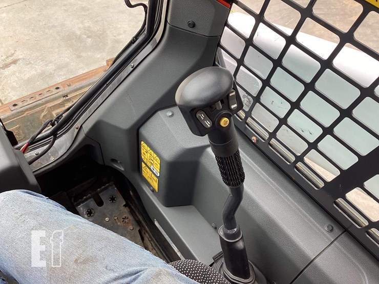 2021-bobcat-s66-image-14