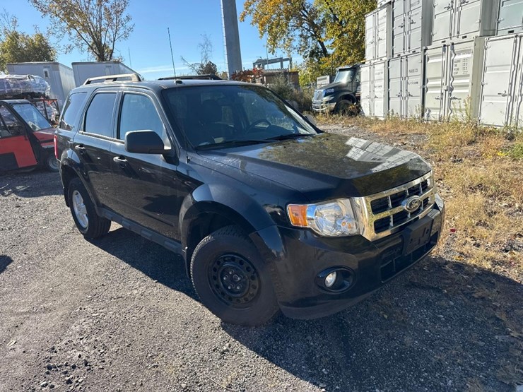 2011-ford-escape-xlt-image-6
