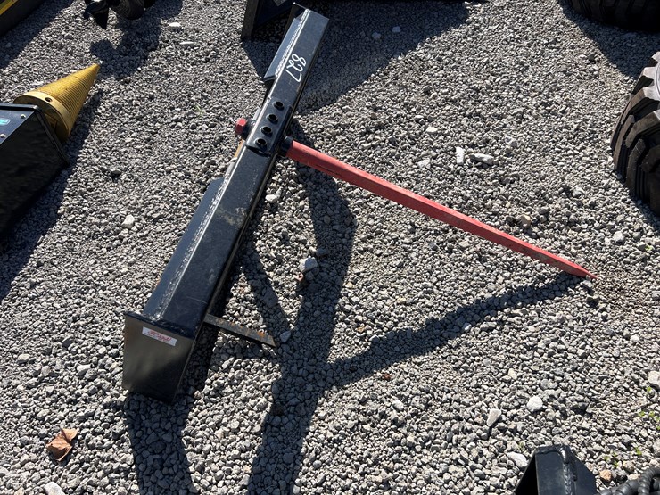 #827-•-kivel-skid-steer-bale-spear-image-2
