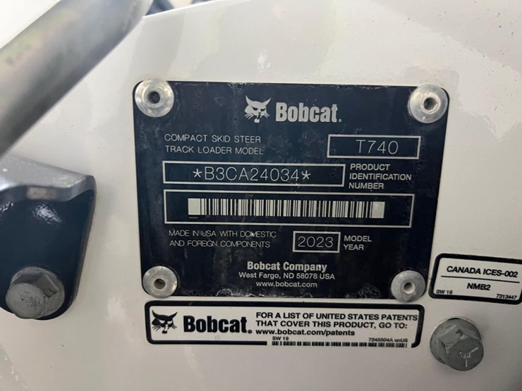 2023-bobcat-t740-image-33