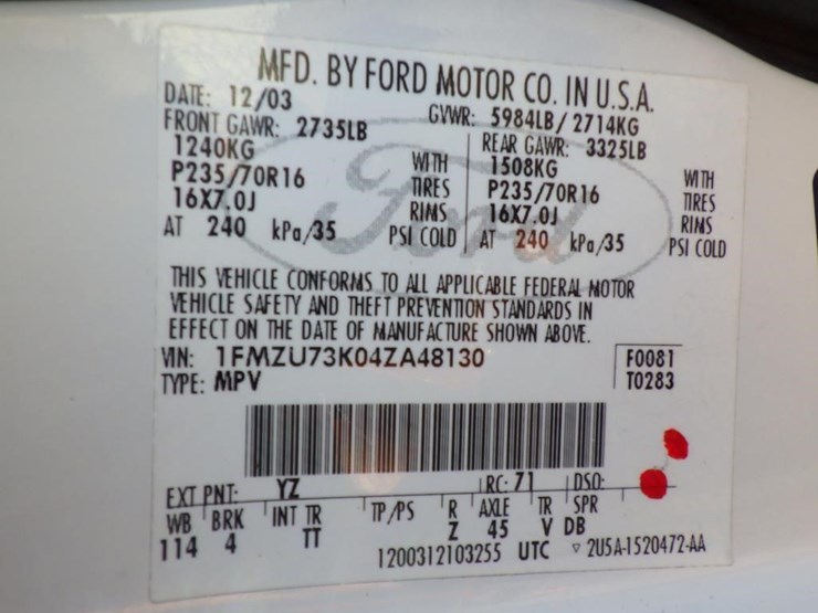 2004-ford-explorer-image-17