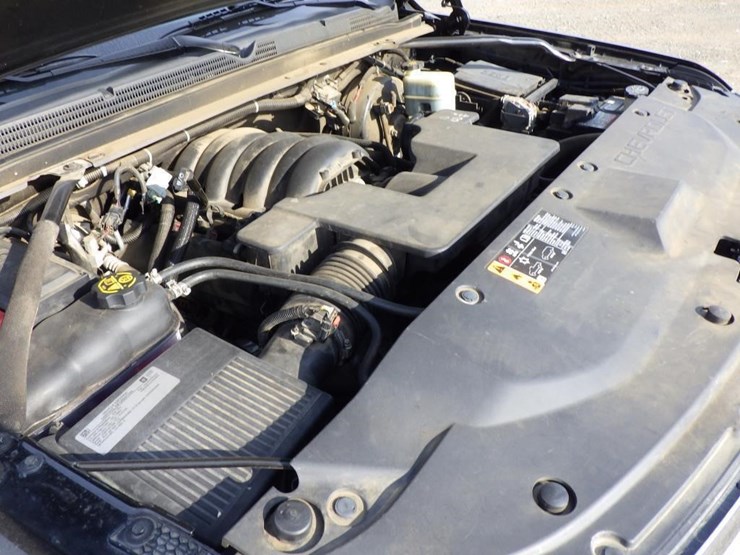 2020-chevrolet-tahoe-image-11