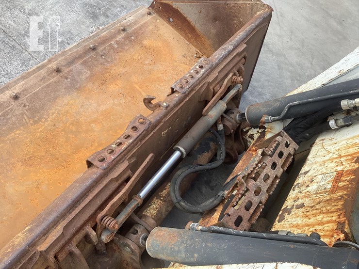 2017-bobcat-t650-image-10