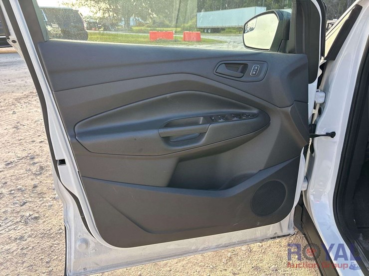 2019-ford-escape-image-11