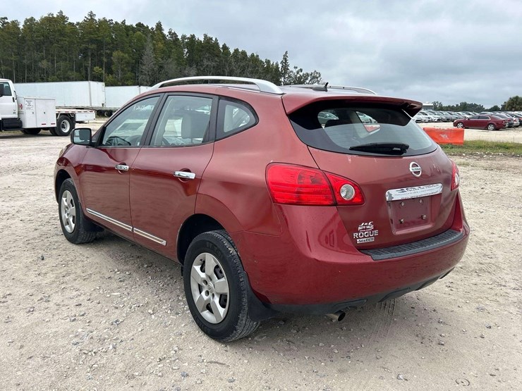 2014-nissan-rogue-image-4