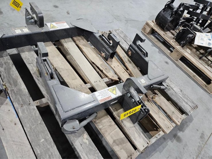 #2549-•-new-wolverine-tr-26-01c-3pt-quick-hitch-image-4