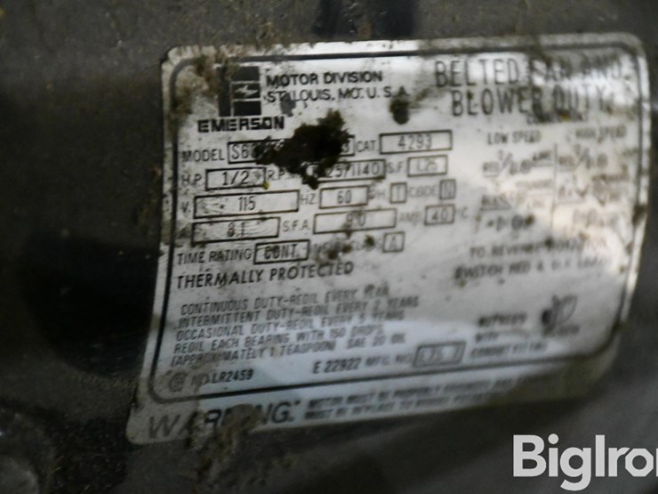 hand-sheller-image-10