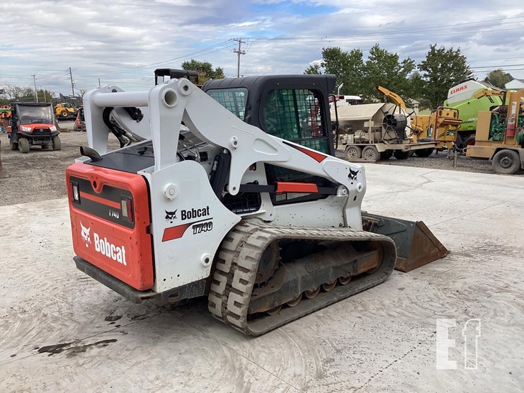 2019-bobcat-t740-image-4