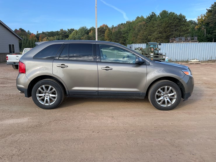 2013-ford-edge-image-6