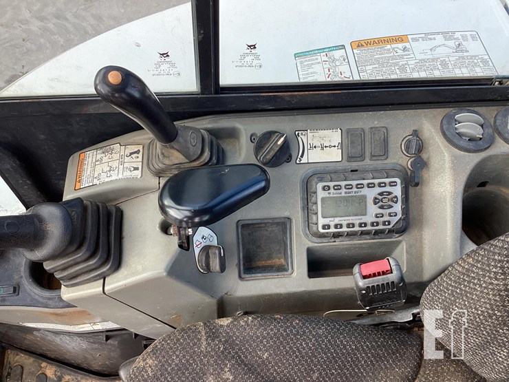 2019-bobcat-e55-image-16
