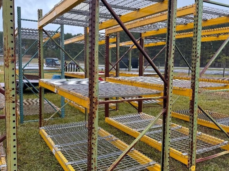 pallet-shelving-(42"x102"x8')-image-2