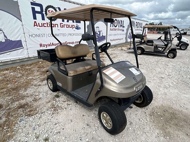 ez-go-electric-utility-cart-image-2