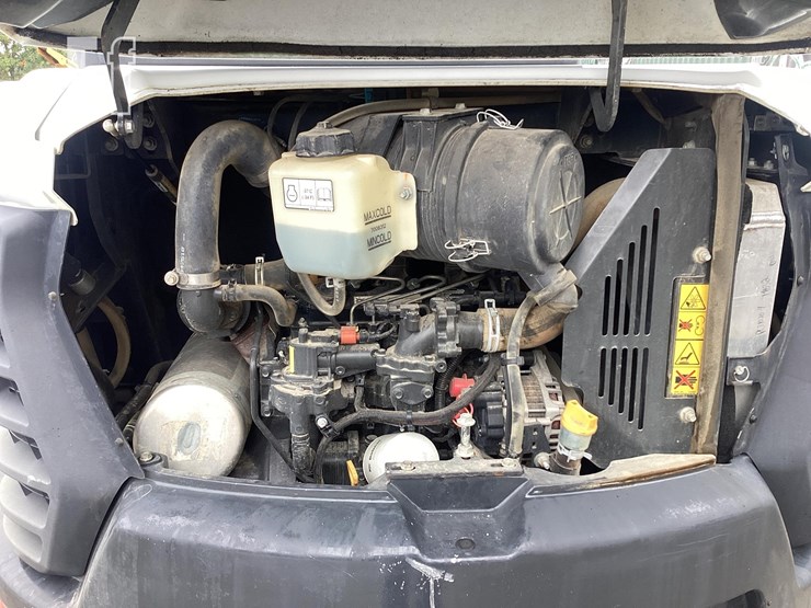 2021-bobcat-e50-image-21