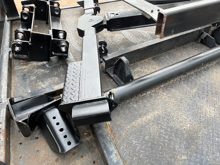 #3343-•-18'6"-rollback-bed-with-car-lift-attachment-image-13