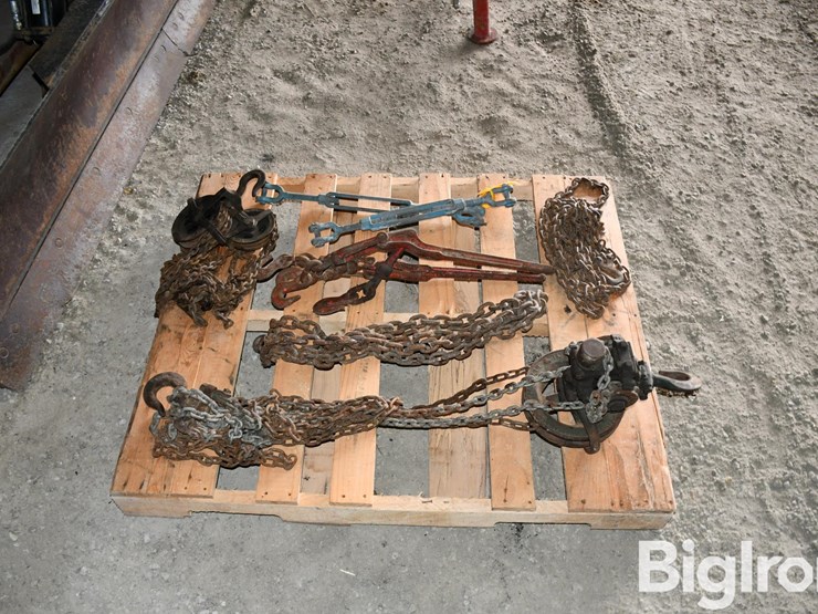 pallet-of-chains,-pulley,-binders-image-4