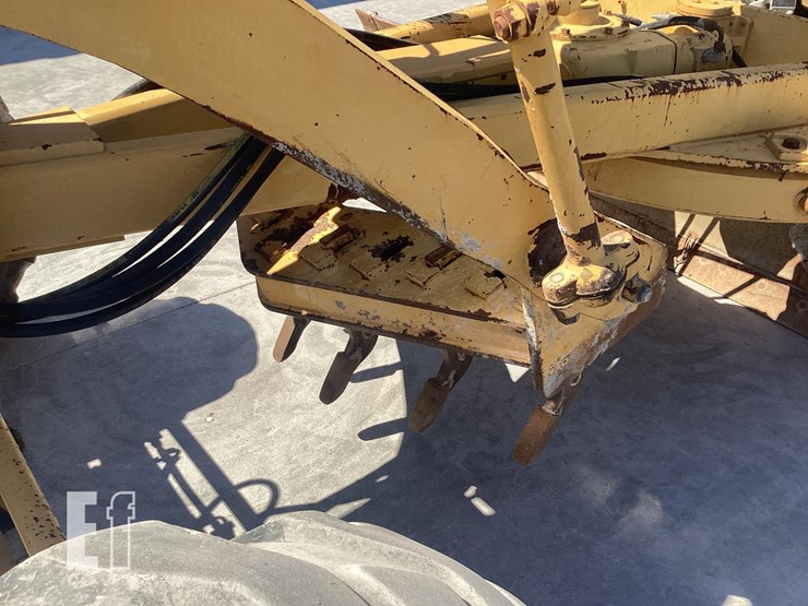 2009-caterpillar-140m-image-10