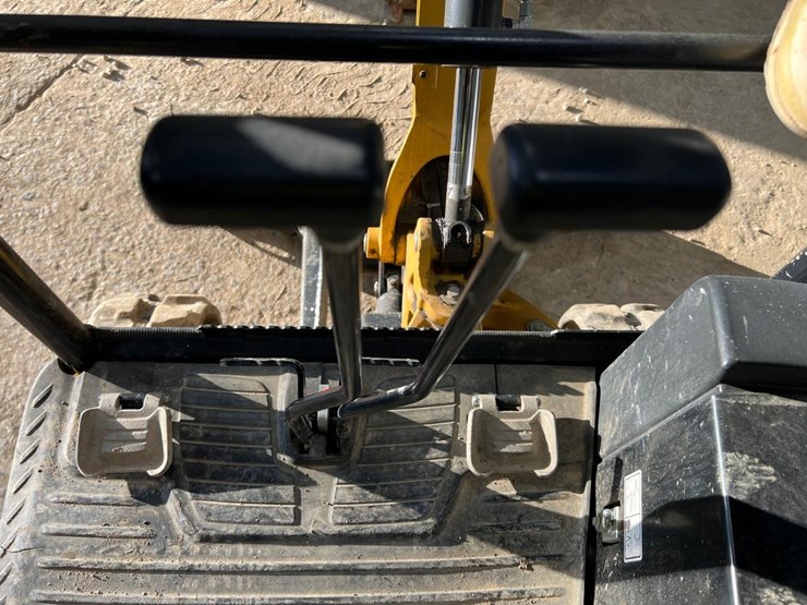 2019-caterpillar-301.7-image-29