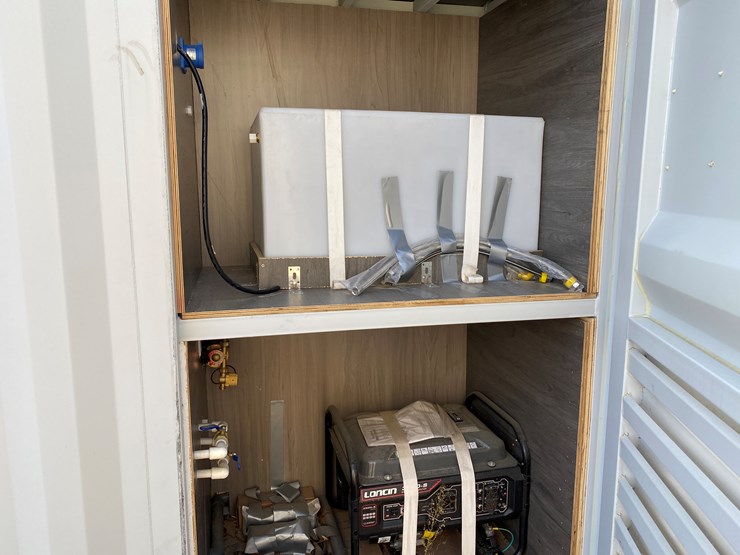 #3335-•-40'-hi-cube-house-container-image-18