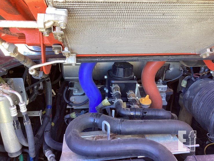 2017-kubota-svl95-2-image-13