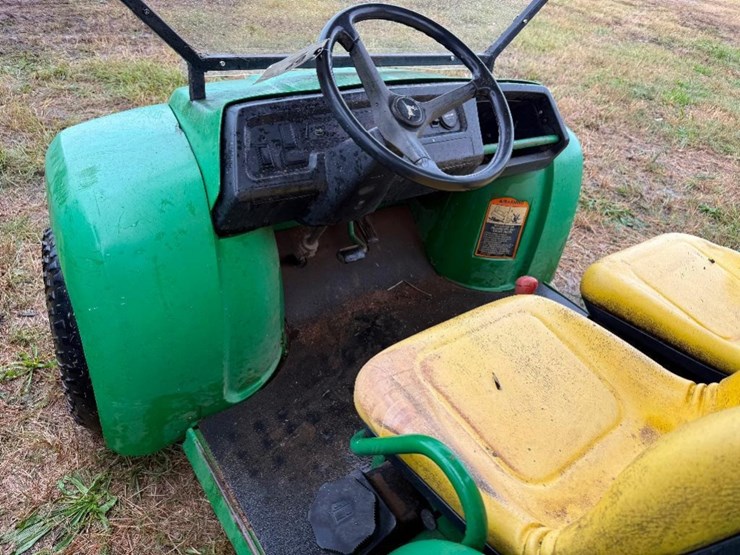 john-deere-gator-image-8