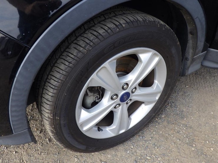 2016-ford-escape-image-13