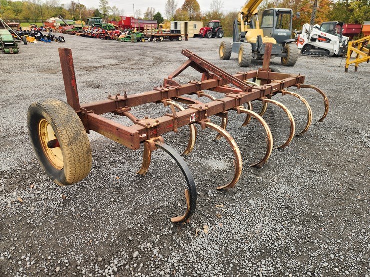 international-11-image-2