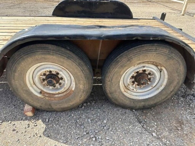 14'-flatbed-trailer-image-7
