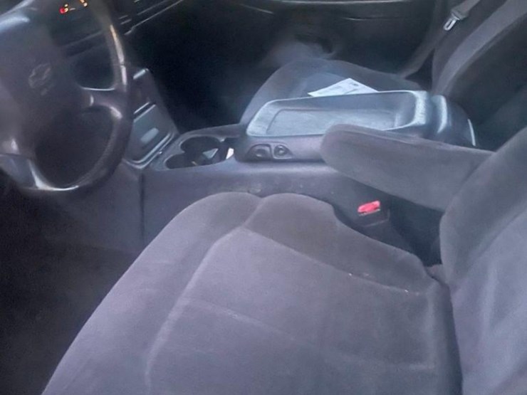 2002-chevrolet-silverado-image-5