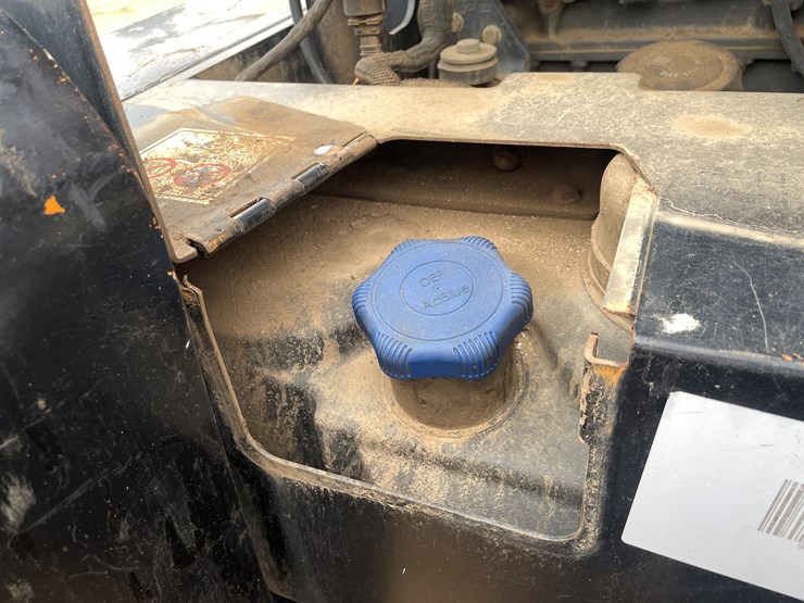 2011-case-821f-image-70