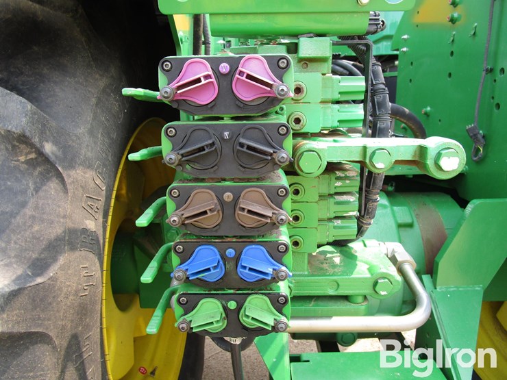 2014-john-deere-9410r-image-12