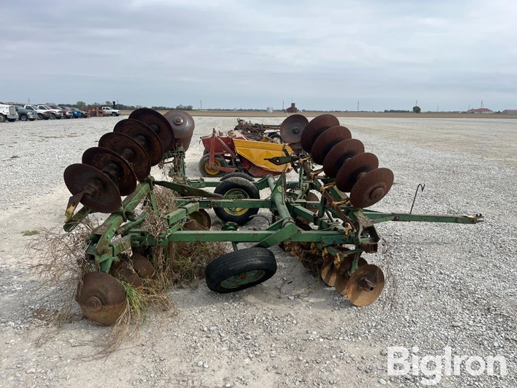 john-deere-18-image-4