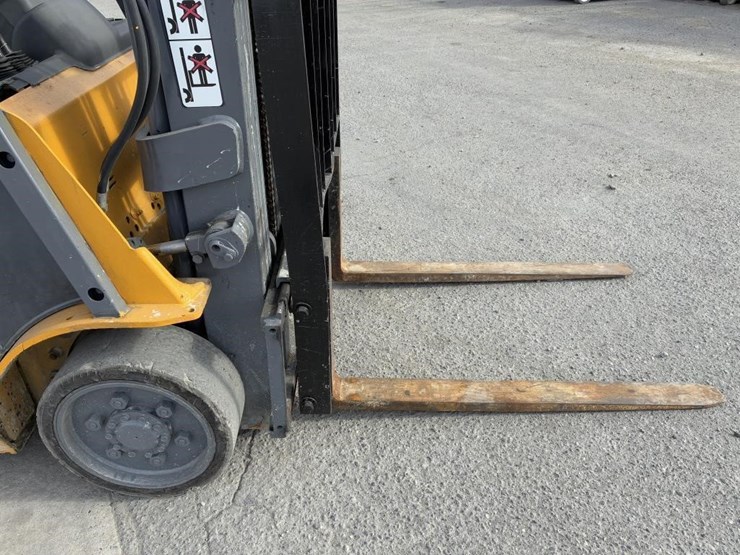 2014-caterpillar-2c5000-image-6