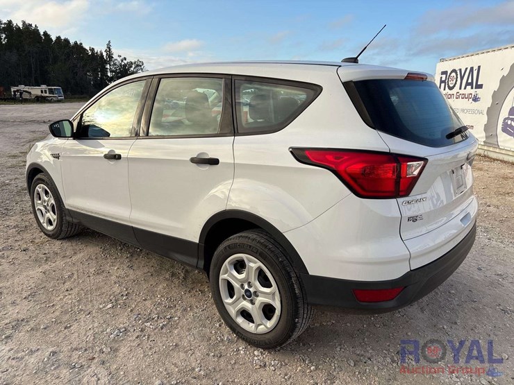 2019-ford-escape-image-4
