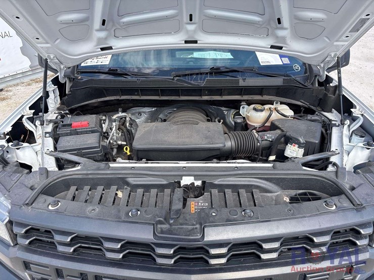 2022-chevrolet-1500-image-10