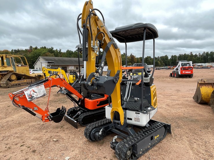 #1788-•-agt-xz20r-mini-excavator-image-9