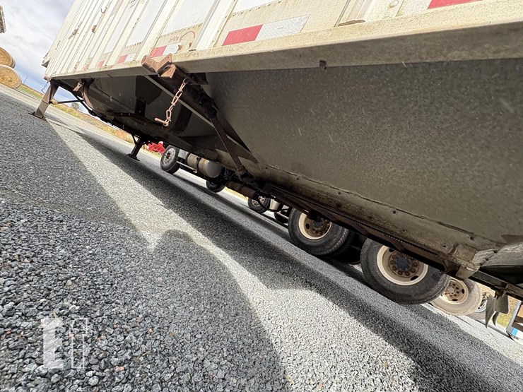 1990-cornhusker-hopper-bottom-image-8