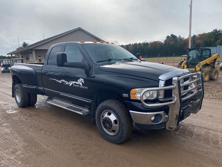 2003-dodge-ram-3500-image-3
