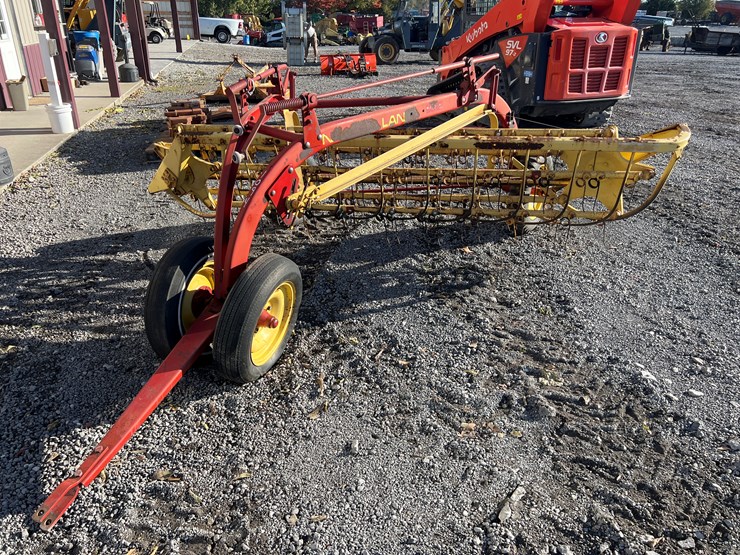 new-holland-256-image-1