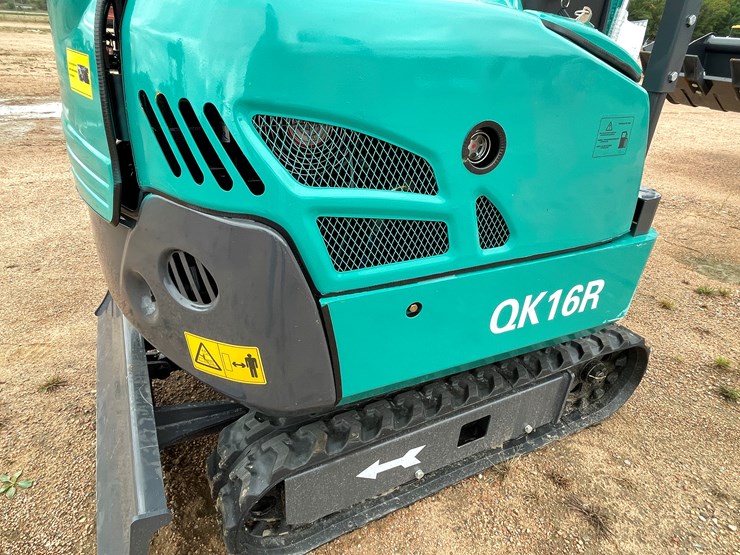 #1790-•-agt-qk16r-mini-excavator-image-36
