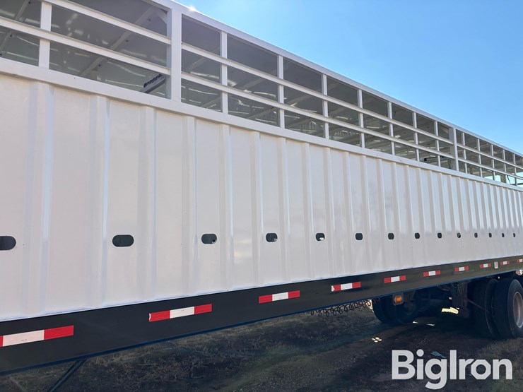 2013-neville-trailer-image-10