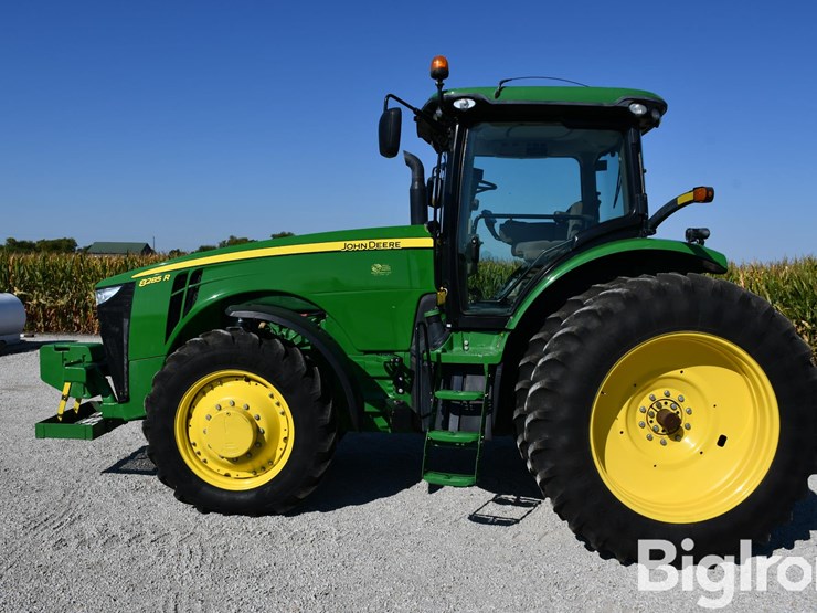 2011-john-deere-8285r-image-8