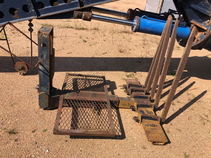 #3337-•-jlg110-35-side-o-matic-concrete-block-boom-image-19